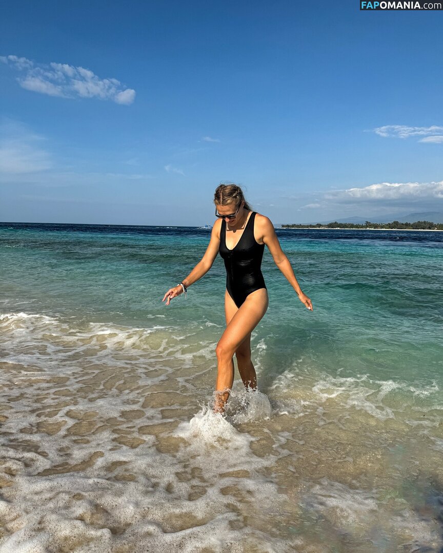 Viktoriia Tkachuk / https: / viktoriiatkachuk_ / viktorytkachuk Naakt OnlyFans  Gelekte foto #6