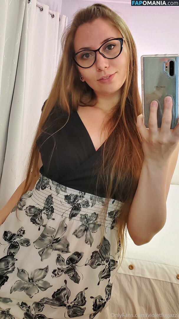 Violet Fugazzi / violet.fugazzi / violetfugazzi / violetsvip Naakt OnlyFans  Gelekte foto #3