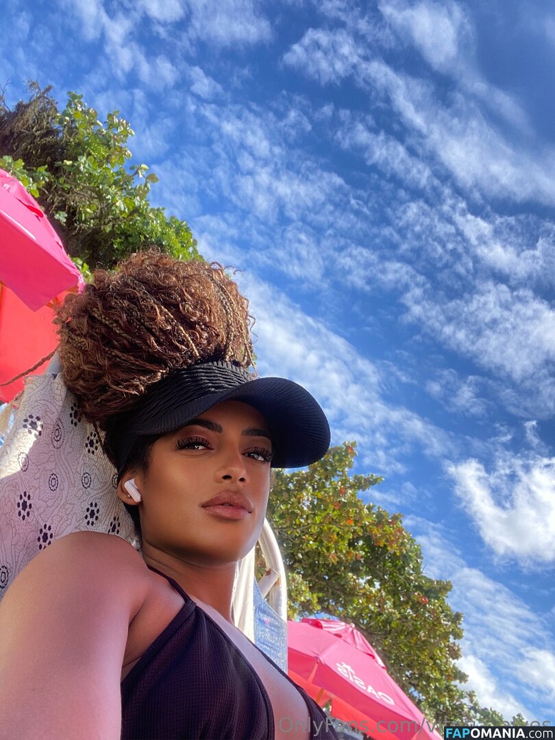 vitoria_alves / vitoriaalves02__ Naakt OnlyFans  Gelekte foto #3