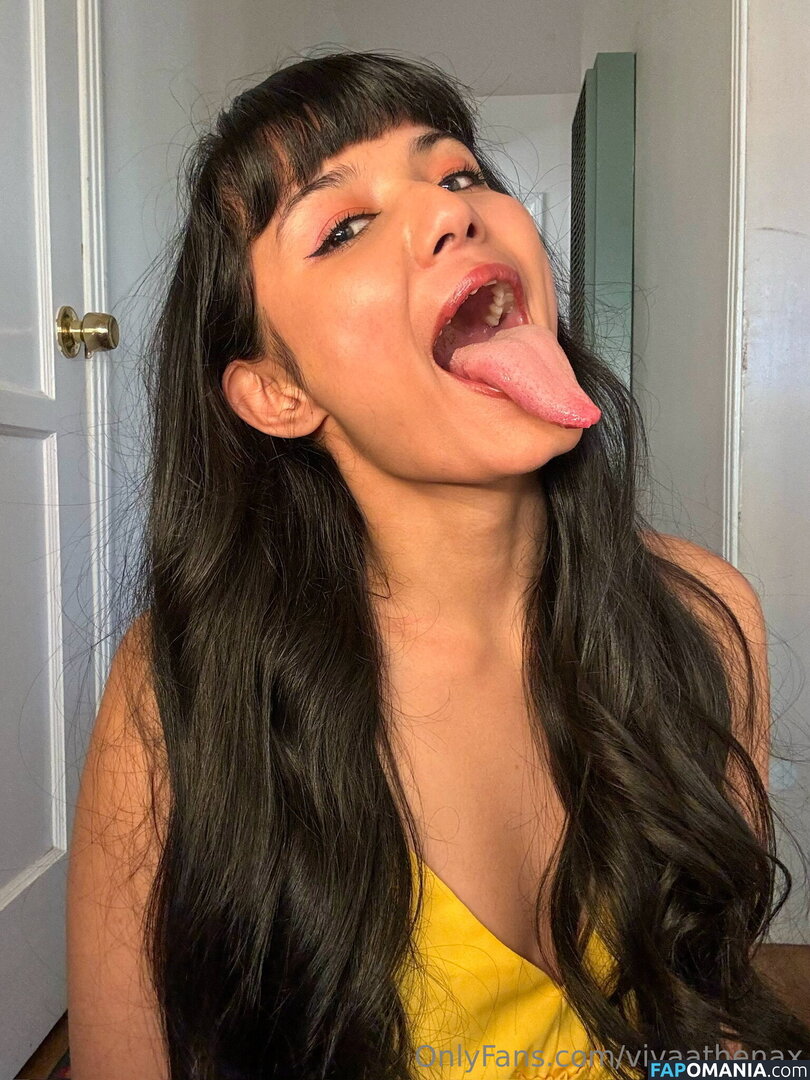 followvivaathena / vivaathenax Naakt OnlyFans  Gelekte foto #3
