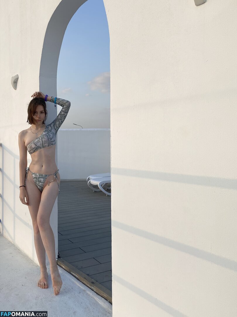 Vlada Vasuhno Naakt OnlyFans  Gelekte foto #5