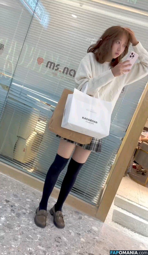 Voyeur Asian Pissing Toilet &Amp; Upskirts Only / girlspissin / https: Naakt OnlyFans  Gelekte foto #4