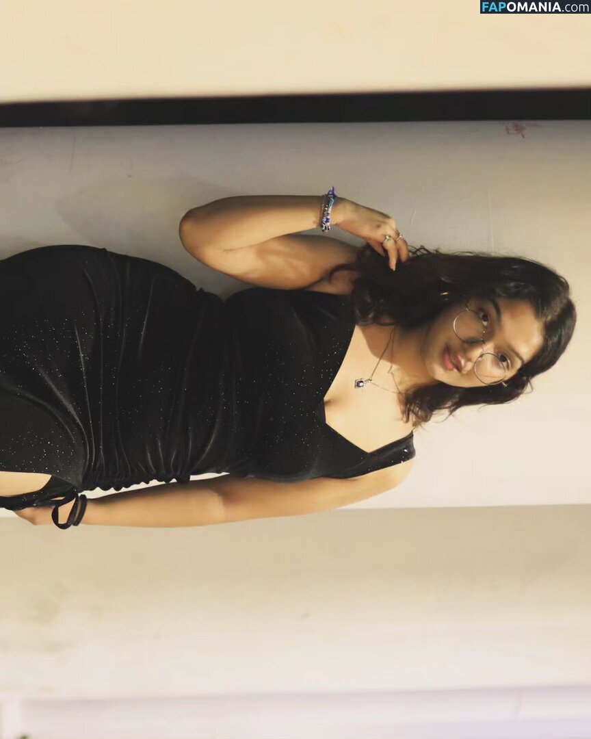 vr / vrindardddd_ Naakt OnlyFans  Gelekte foto #9