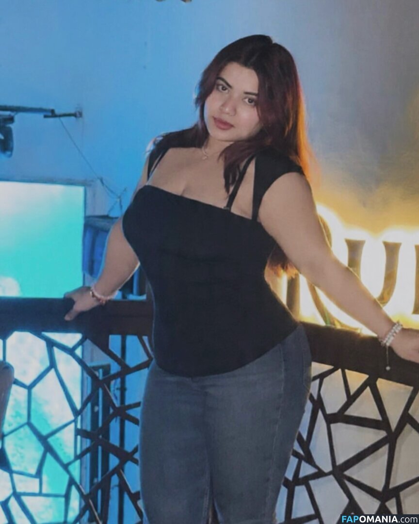 Wanderlust.rawat / ammu_rawat19 Naakt OnlyFans  Gelekte foto #4