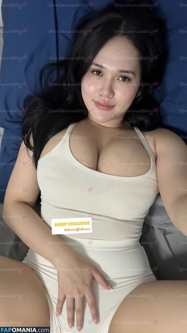 fitriwln / https: / wulannukhty / xxbbywlnn Naakt OnlyFans  Gelekte foto #7
