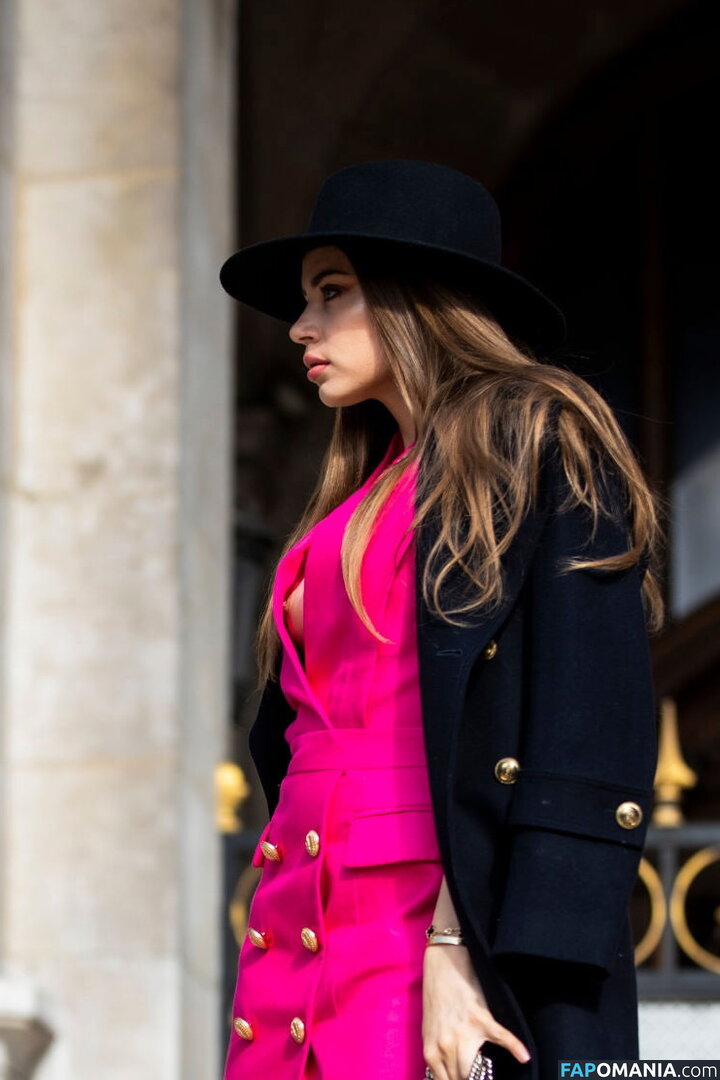 Xenia Tchoumi Naakt OnlyFans  Gelekte foto #16