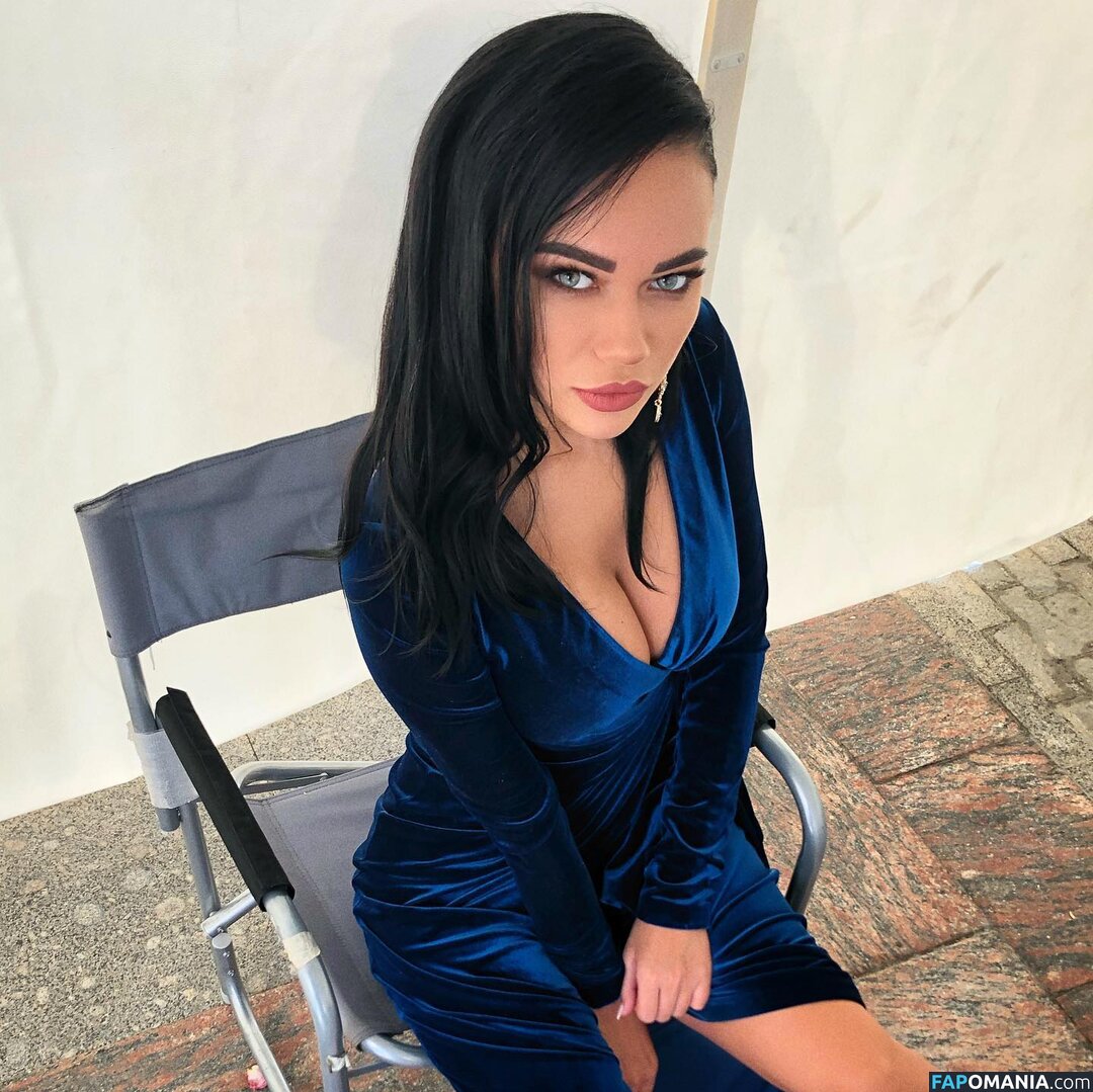 Yana Koshkina / yana_koshkina_official Naakt OnlyFans  Gelekte foto #9