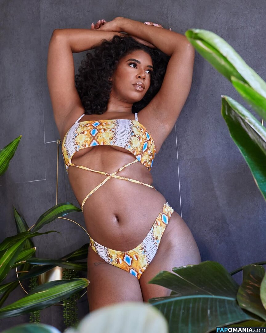 Yasmeen Kearra / yaskearra / yasmeen.kearra Naakt OnlyFans  Gelekte foto #3