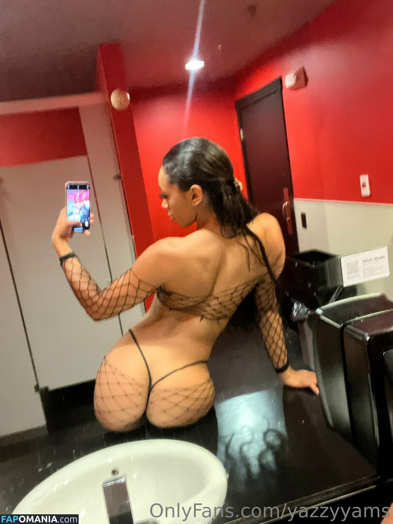 Queen Yasmeena / yazzylonglegs / yazzyyams Naakt OnlyFans  Gelekte foto #474