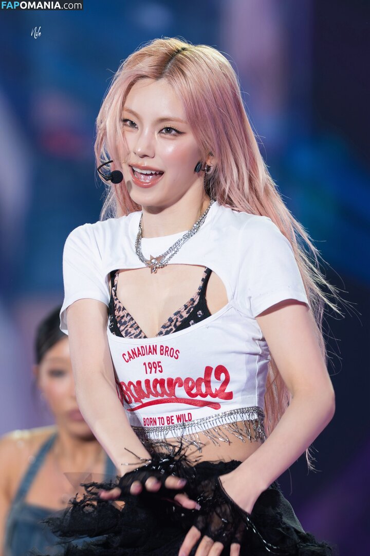 Hwang Ye-ji / ITZY (예지 / Yeji / yezyizhere Naakt OnlyFans  Gelekte foto #50