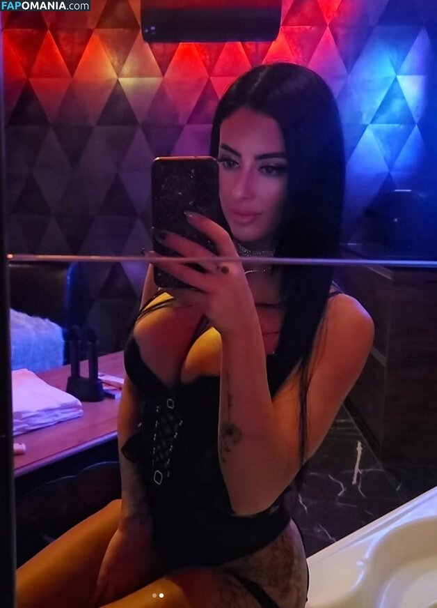 _yourfavouriteflower / https: / yourfavouritelittlebrat Naakt OnlyFans  Gelekte foto #1