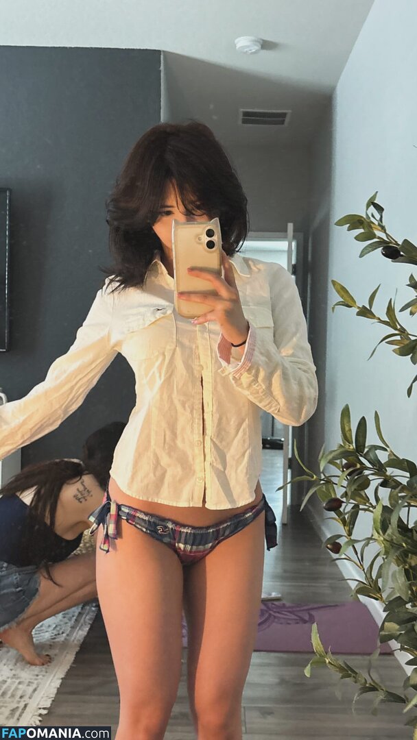 Yukiifoxx / Zelly Naakt OnlyFans  Gelekte foto #1