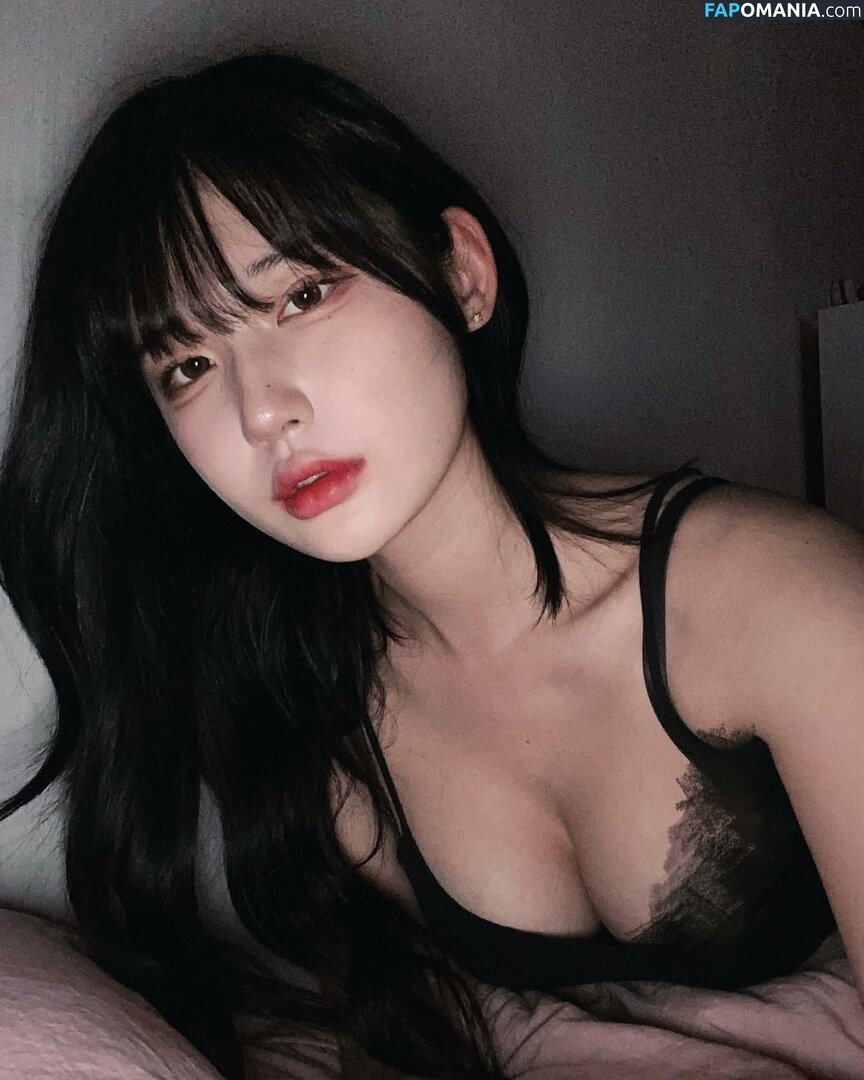 yule_.0.03 Naakt OnlyFans  Gelekte foto #126