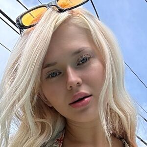 yungsuccubus
