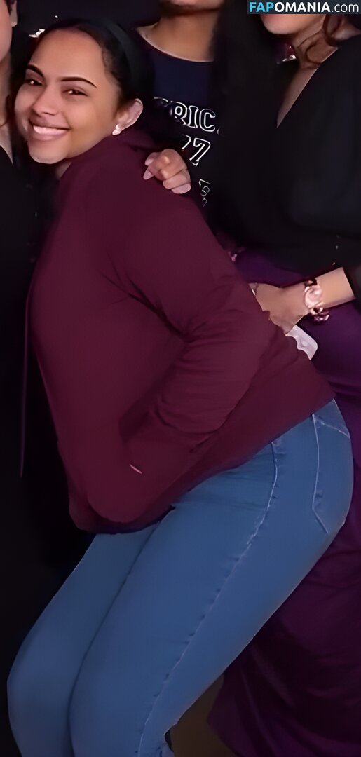 Yusr Murtada Naakt OnlyFans  Gelekte foto #10