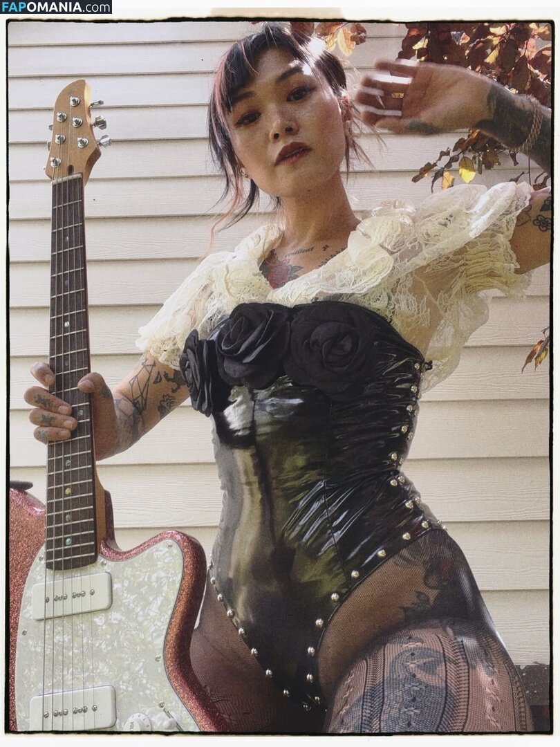 Yvette Young / yvetteyoung Naakt OnlyFans  Gelekte foto #6