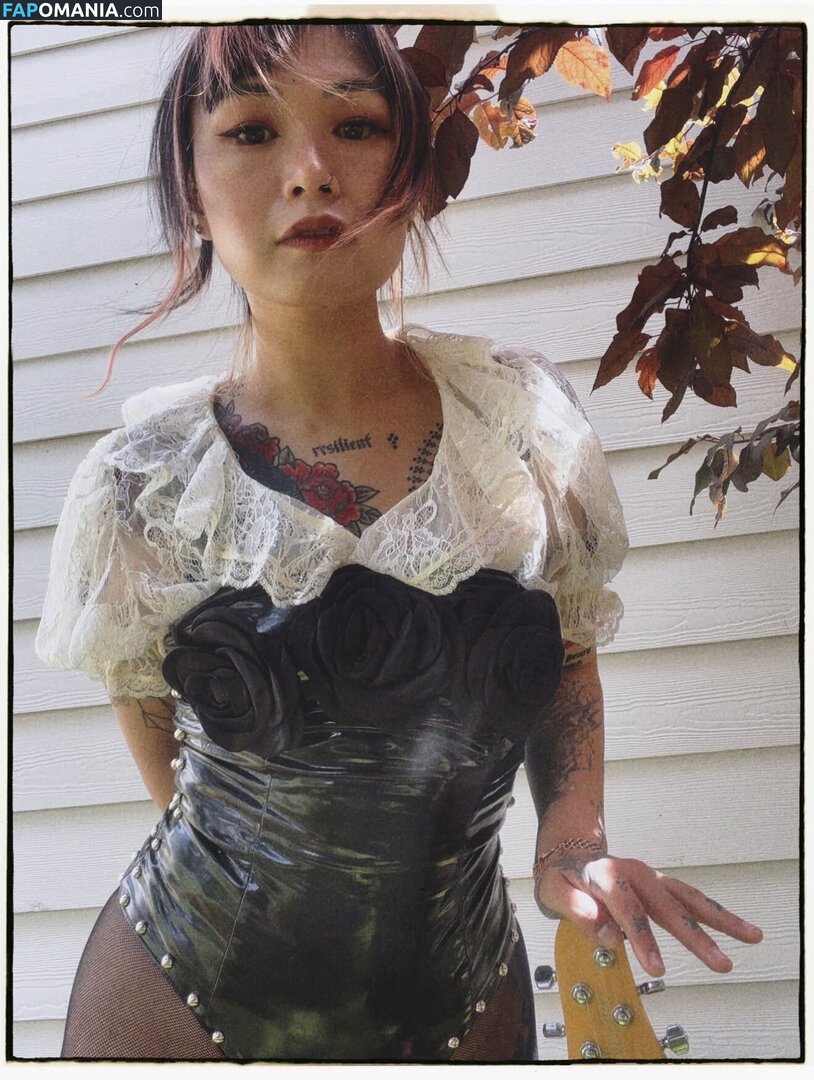Yvette Young / yvetteyoung Naakt OnlyFans  Gelekte foto #8
