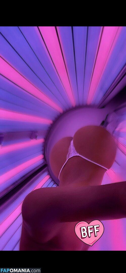Yvniisbk / https: Naakt OnlyFans  Gelekte foto #3