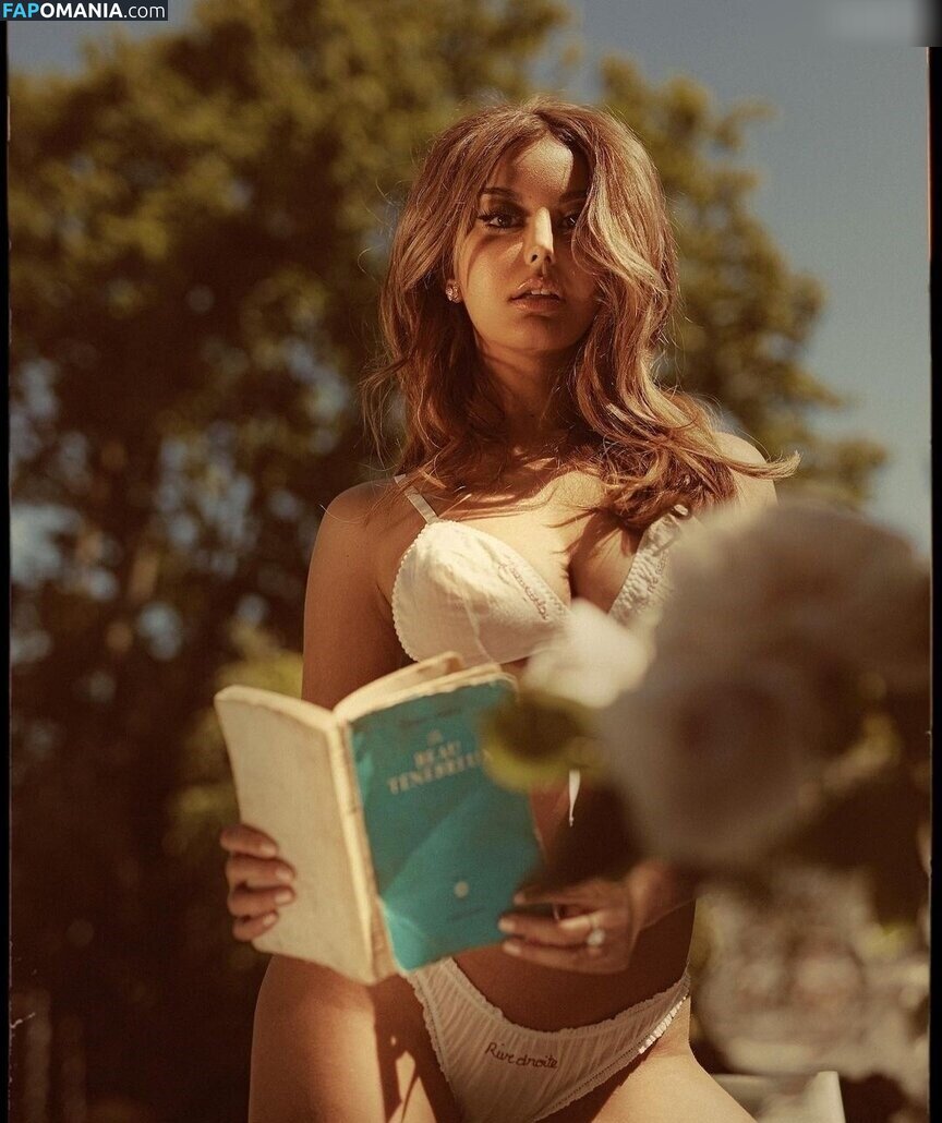 Zahia Dehar / zahiaofficiel Naakt OnlyFans  Gelekte foto #297
