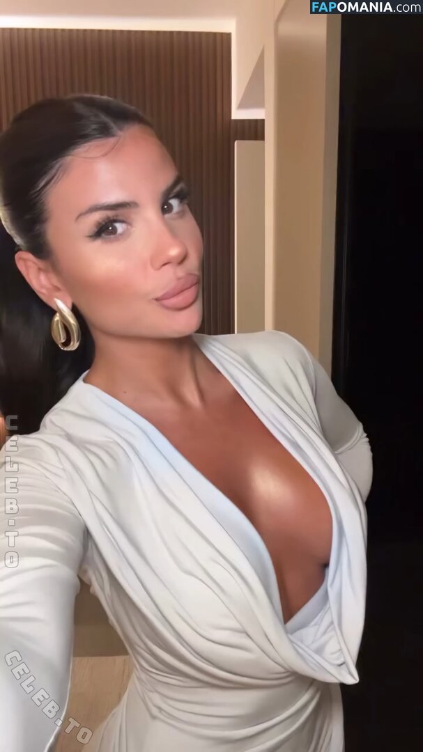 Zara Secret / zara_secret / zara_secrett Naakt OnlyFans  Gelekte foto #1