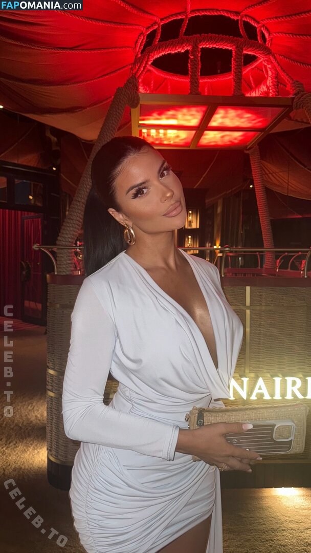 Zara Secret / zara_secret / zara_secrett Naakt OnlyFans  Gelekte foto #2