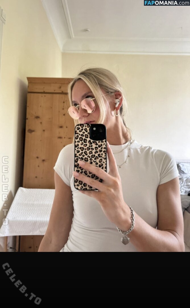 Zarah Ellen / zarah.ellen / zarah_eln Naakt OnlyFans  Gelekte foto #3