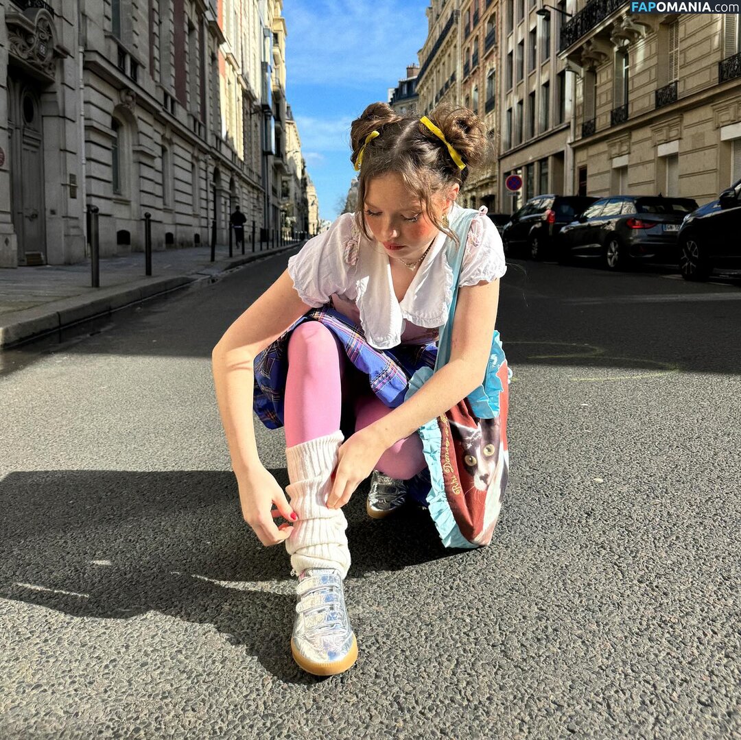 Zoe Colletti / zoecolletti Naakt OnlyFans  Gelekte foto #88
