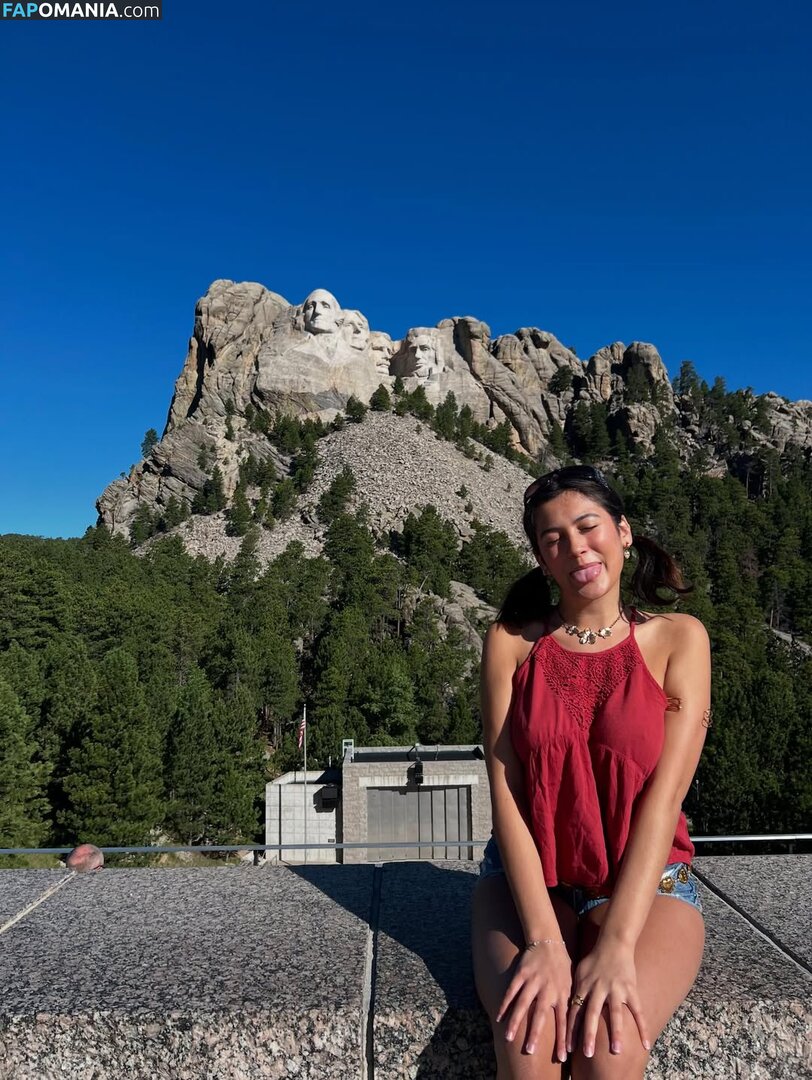 Zoe Grace Rodriguez / zoegracerodriguez Naakt OnlyFans  Gelekte foto #2