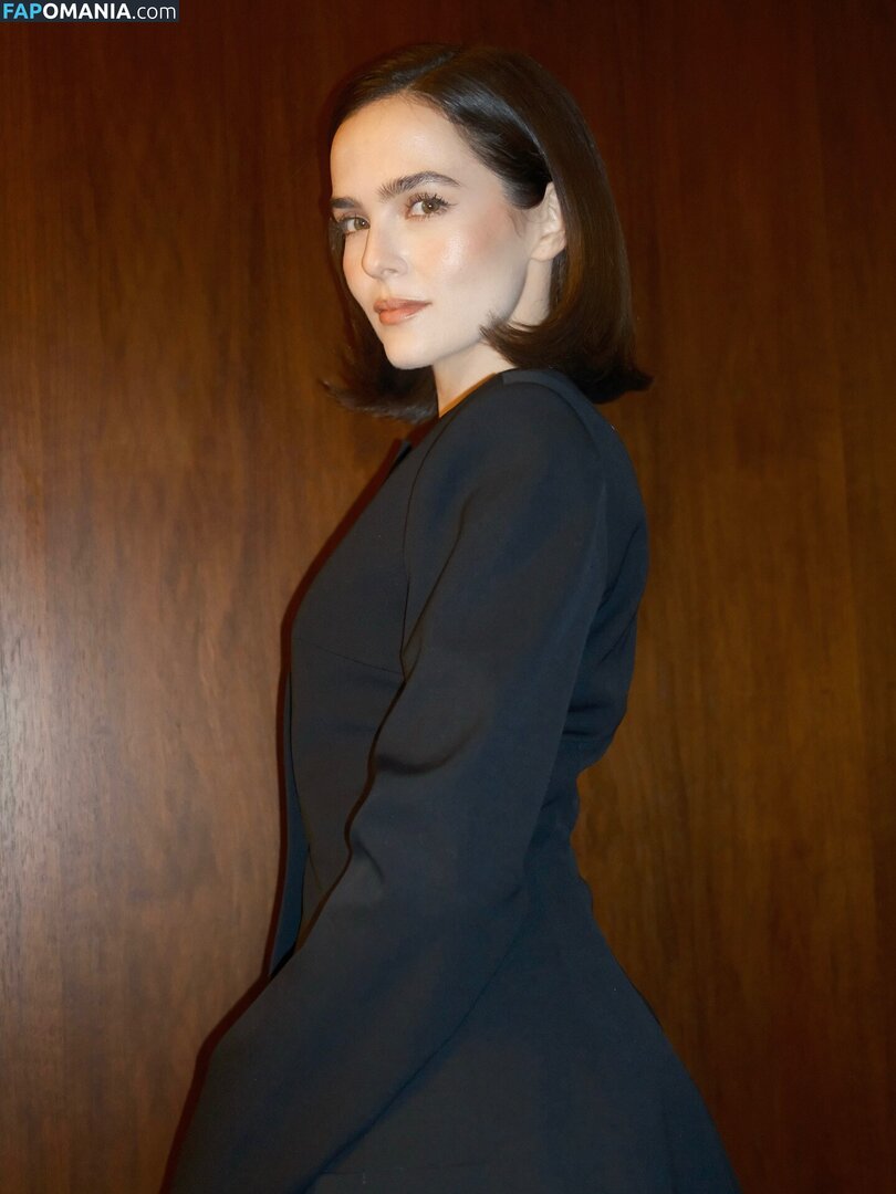 Zoey Deutch / zoeydeutch Naakt OnlyFans  Gelekte foto #354