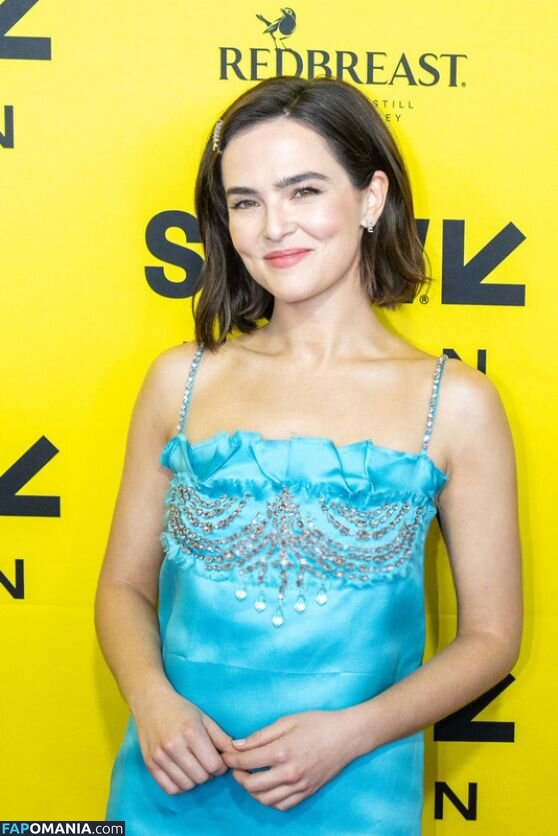 Zoey Deutch / zoeydeutch Naakt OnlyFans  Gelekte foto #379